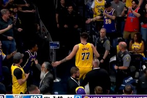 南宫28- 东契奇完整版比赛视频 