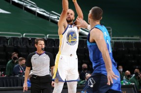 南宫28-JackeyLove连续七场比赛得分超过精彩发挥，雄鹿挑战极限！的简单介绍