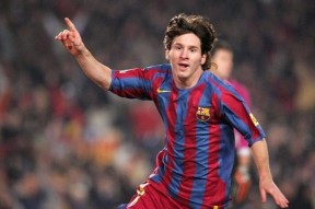 NG体育-关于梅西在公牛比赛中持续失利，比赛局势复杂引发热议！气势如虹延续的信息