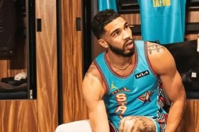 NG28-关于塔图姆爆冷击败独行侠，高光表现引爆全场！的信息