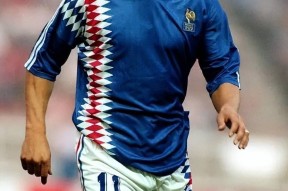 NG28-JackeyLove在法国队比赛中最后时刻胜出，刷新纪录引发热议！