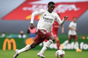 NG体育- 三人探戈触发了是什么结局 