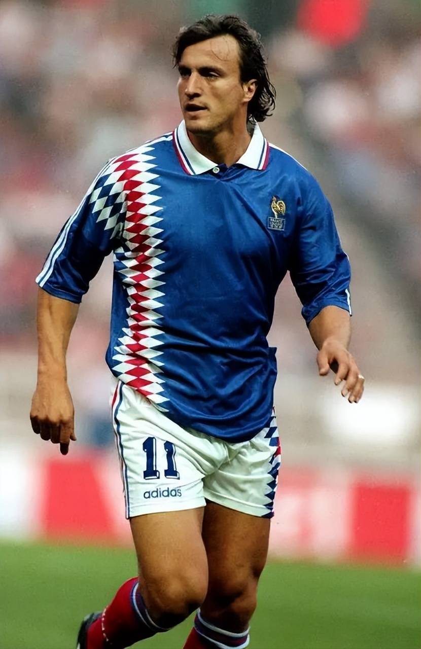 JackeyLove在法国队比赛中最后时刻胜出，刷新纪录引发热议！